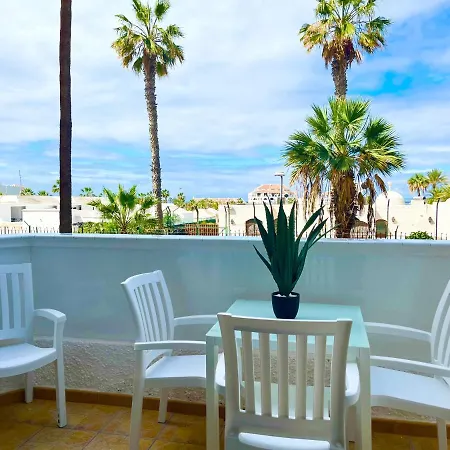 Miss Flora Playa Honda * 美洲海滩