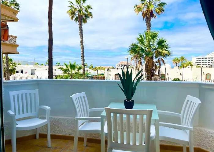 Miss Flora Playa Honda * プラヤ・デ・ラス・アメリカス